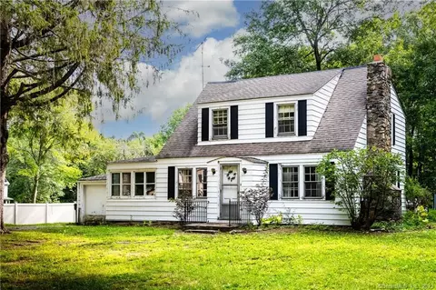 20 Geiger Rd, New Milford, CT 06776