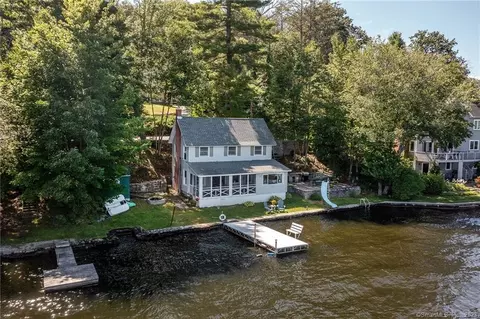 604 W Wakefield Blvd, Winchester, CT 06098