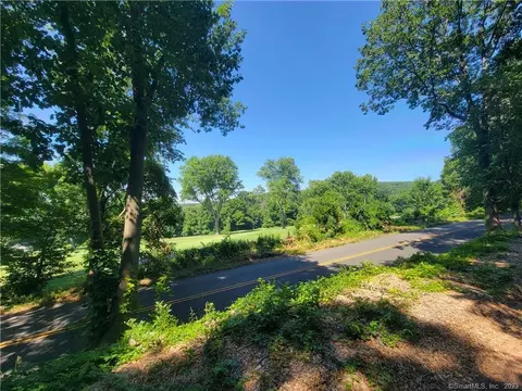 159 Kohanza St, Danbury, CT 06811