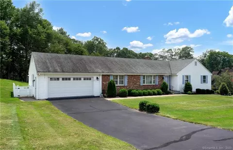 64 Fairway Dr, Portland, CT 06480