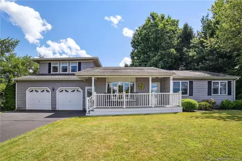 10 Revere Rd, North Haven, CT 06473