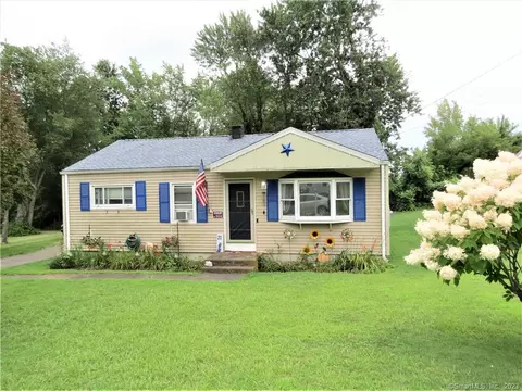 21 Prospect Hill Dr, East Windsor, CT 06088