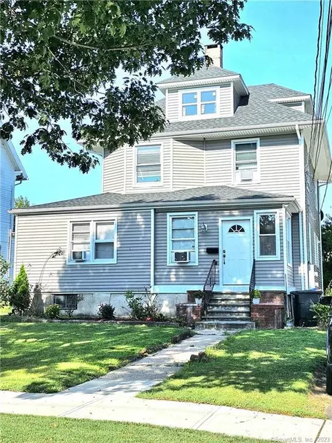 15 Elmwood Ave, Norwalk, CT 06854