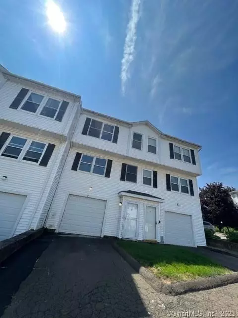 195 Arch St #7, Hamden, CT 06514