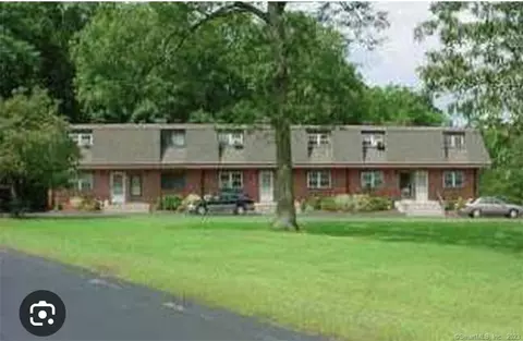 39 Ash Dr #36, Ledyard, CT 06335