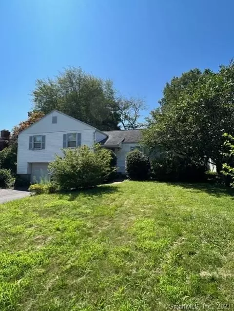 121 Haynes Rd, West Hartford, CT 06117