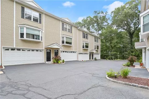 707 Hawley Ln #6, Stratford, CT 06614