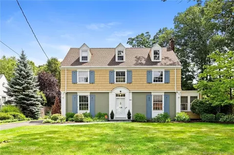 100 Steele Rd, West Hartford, CT 06119