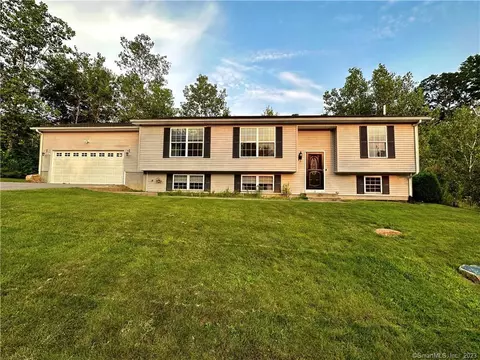 3 Sterling Ridge Ln #3, Sterling, CT 06377