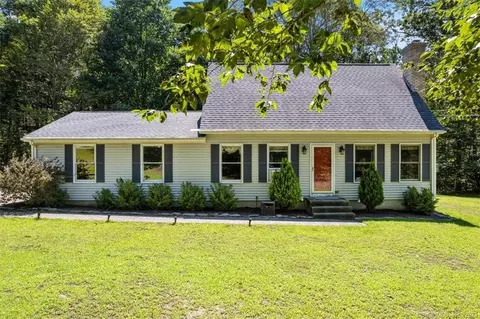 65 Forsyth Rd, Salem, CT 06420