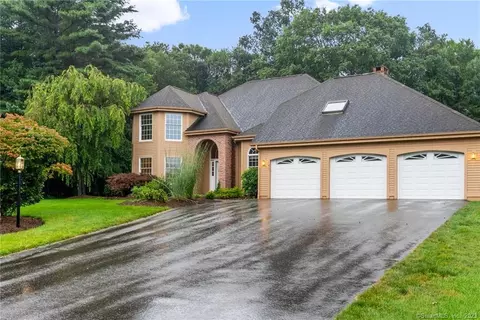 245 Grandview Dr, Glastonbury, CT 06033