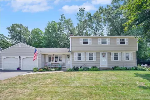 22 Circle Dr, Enfield, CT 06082
