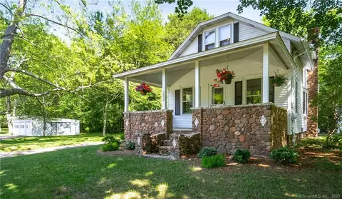 2839 Boston Post Rd, Guilford, CT 06437