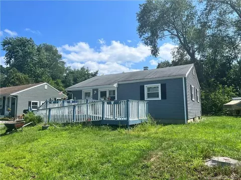 28 Great Plain Rd, Norwich, CT 06360
