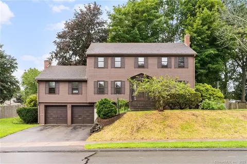 80 Westminster Dr, West Hartford, CT 06107