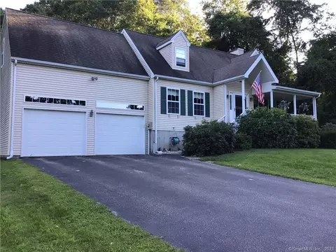 75 Tinker Pond Rd, Bolton, CT 06043