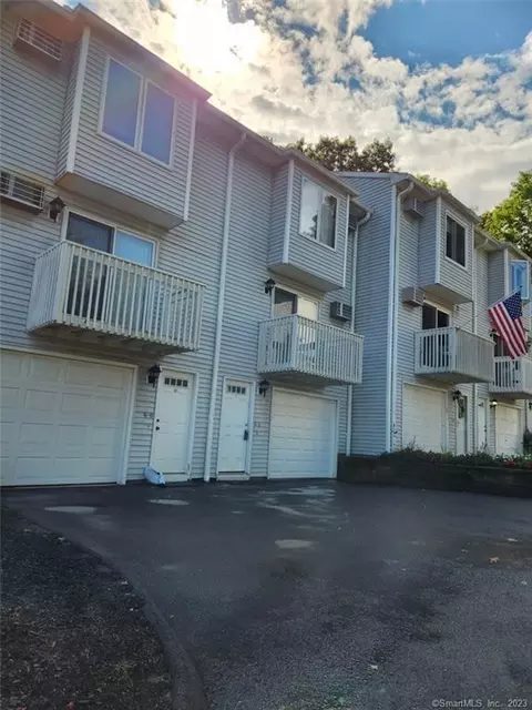 1001 Old Colony Rd #6-5, Meriden, CT 06450