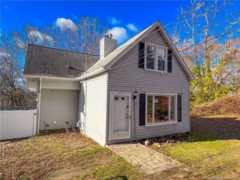 440 Sylvan Ave, Waterbury, CT 06706