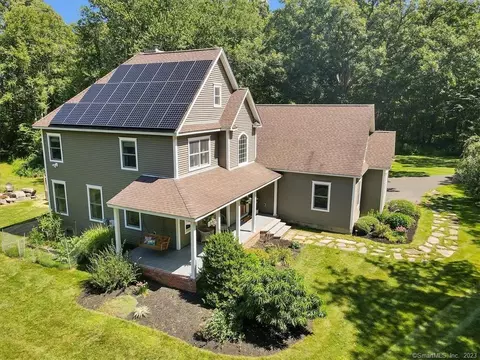 85 N Parker Rd, Marlborough, CT 06447