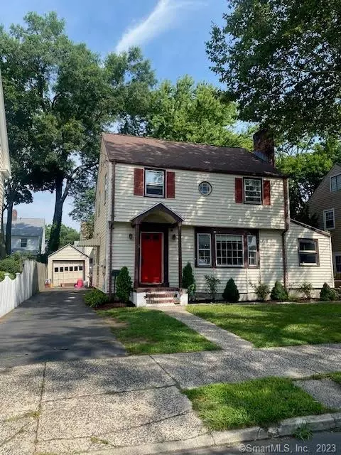 146 Laurel Pl, Bridgeport, CT 06604