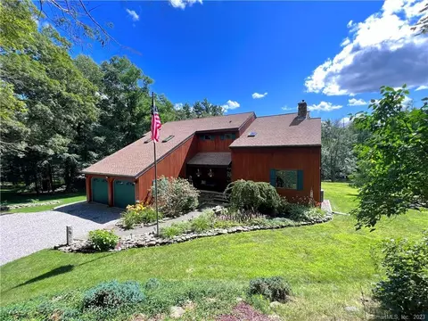 123 Losaw Rd, Winchester, CT 06098