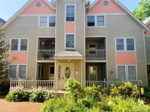 68 Wilson Ave #U211, Torrington, CT 06790