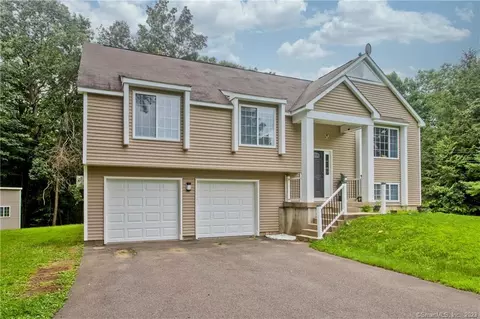 74 Merlot Way, Tolland, CT 06084