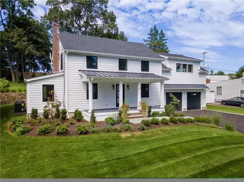 168 Hillcrest Rd, Fairfield, CT 06824