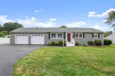 208 Benham Hill Rd, West Haven, CT 06516