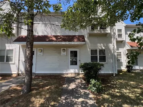 605 Pembroke St #3, Bridgeport, CT 06608