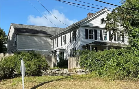 425 Goshen Rd, Litchfield, CT 06759