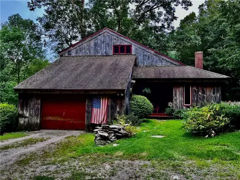 80 Barlow Cemetery Rd, Woodstock, CT 06282