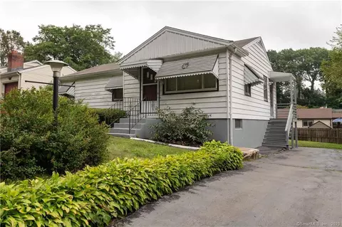 193 Rose St Ext, East Haven, CT 06513