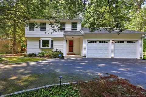 1034 May St, Naugatuck, CT 06770