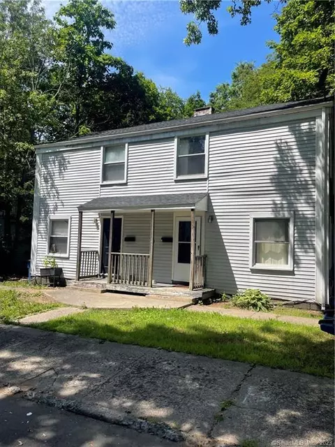 6 Hilltop Rd, New Haven, CT 06515