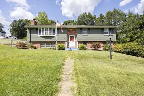 61 Somer Dr, Meriden, CT 06451