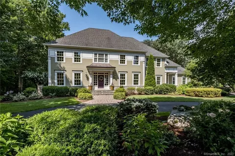 57 Somersby Way, Farmington, CT 06032