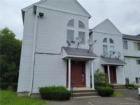 128 Hamden Ave #J, Waterbury, CT 06704