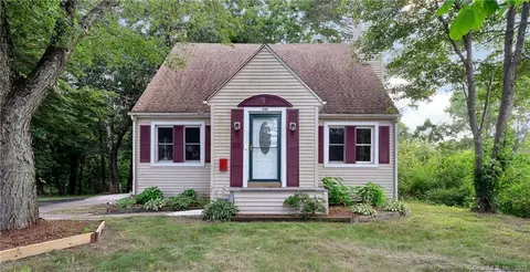 655 E Main St, Norwich, CT 06360