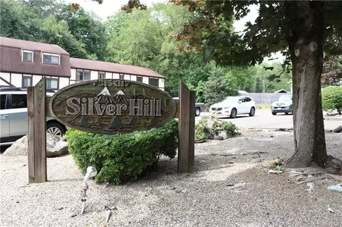 315 Silver Hill Rd #10A, Derby, CT 06418