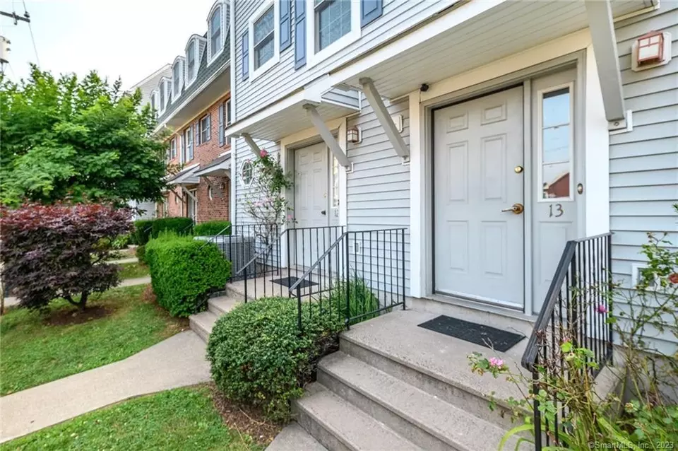 20 Spruce St 13, Stamford, CT 06902 29 Photos Movoto