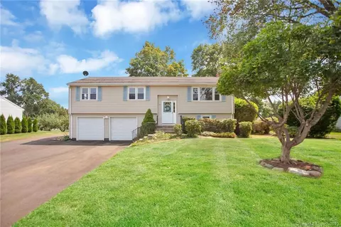 115 Winslow Dr, Newington, CT 06111