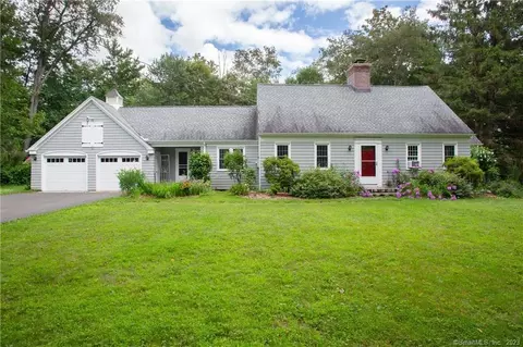 55 Case St, Canton, CT 06019