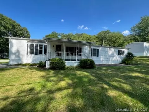 136 Hunters Rd #6, Norwich, CT 06360