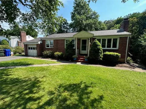 171 Walsh Ave, Newington, CT 06111