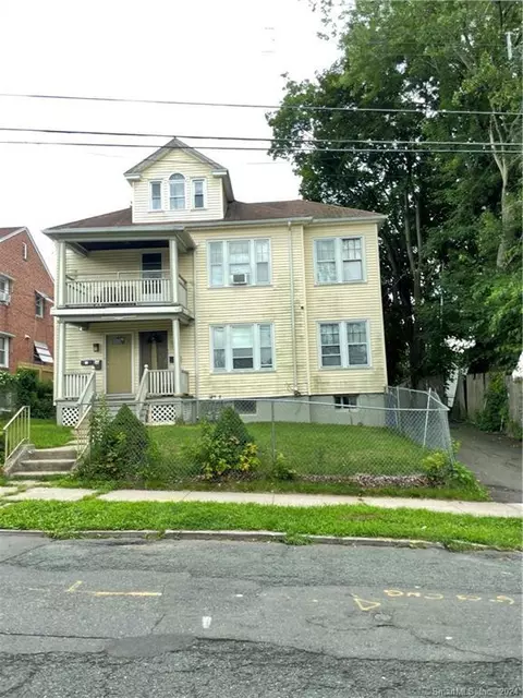 47 Andover St, Hartford, CT 06112