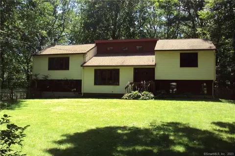 35 Cosgrove Rd, Willington, CT 06279