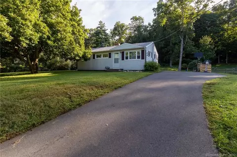 20 Pine Ridge Dr, Andover, CT 06232