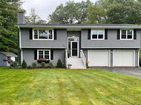 945 Mather St, Suffield, CT 06078