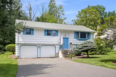 227 Kimberley Rd, Newington, CT 06111